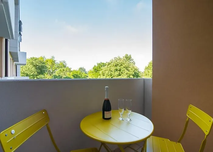 Enjoy - Ampio, Luminoso E Immerso Nel