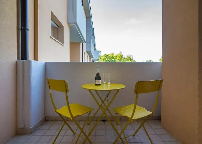 Διαμέρισμα Enjoy - Ampio, Luminoso E Immerso Nel *