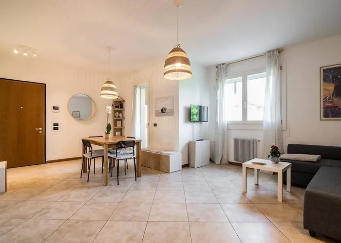 Enjoy - Ampio, Luminoso E Immerso Nel * Πάδοβα